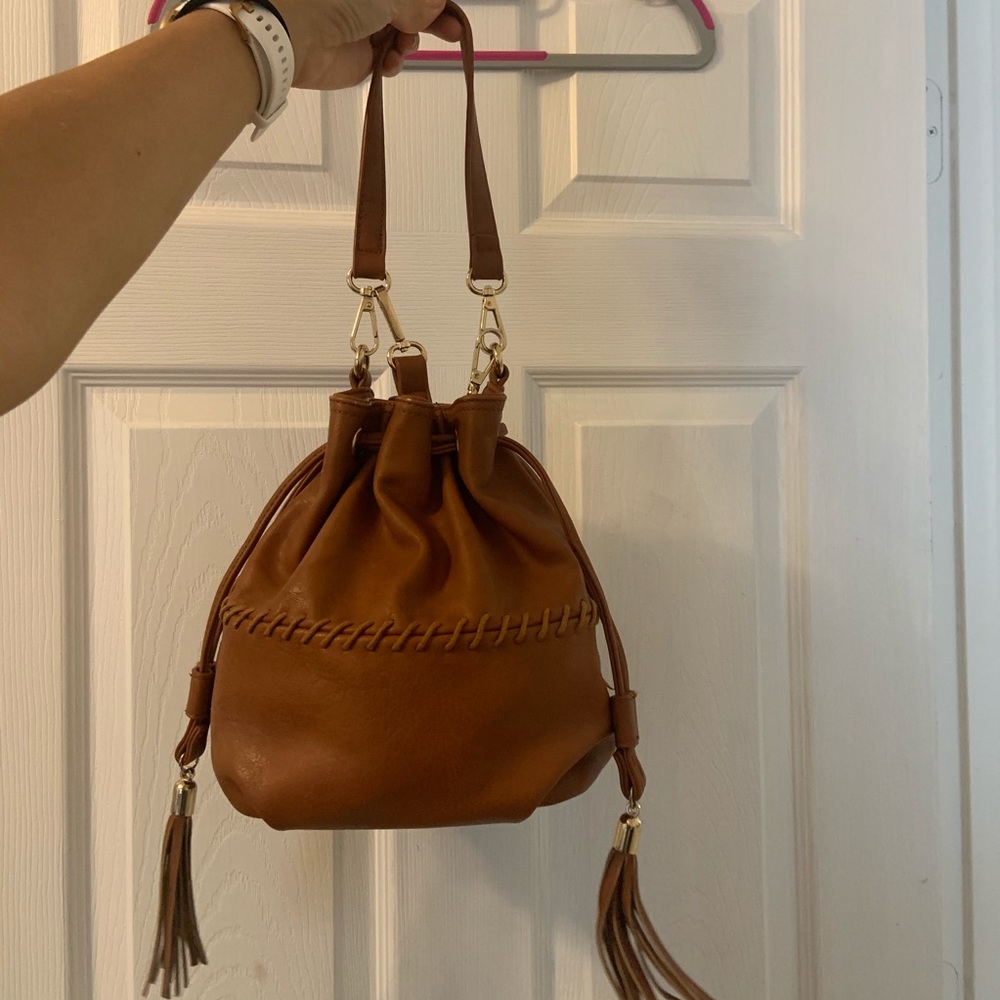Brown bucket bag (shoulder and top handle bag)